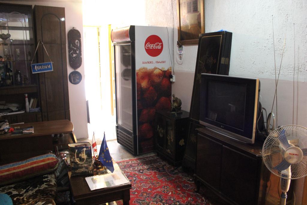 Old District Guest House Тбілісі Екстер'єр фото