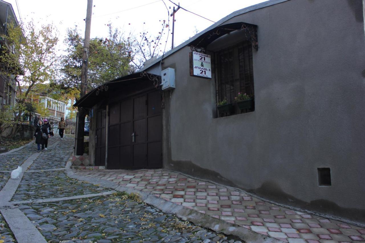 Old District Guest House Тбілісі Екстер'єр фото